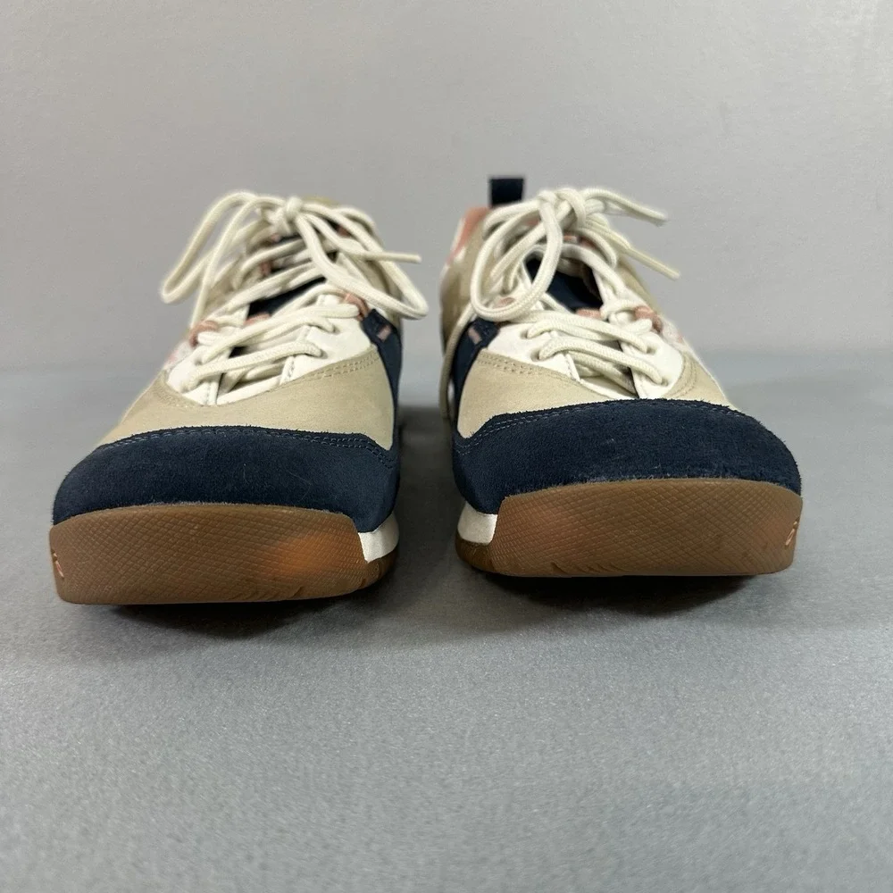 Oboz Emma Low Hiking Shoes Suede Tan Blue Outdoors Sporty Women's Size 8.5